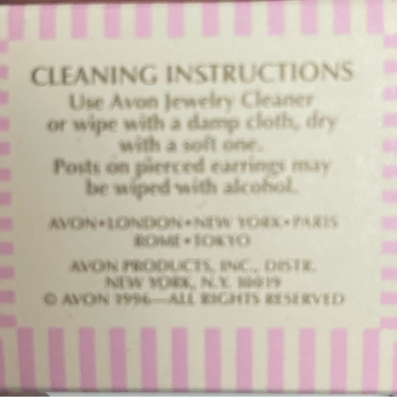 Vintage Avon Breast Cancer Post Earrings - Picture 4 of 5